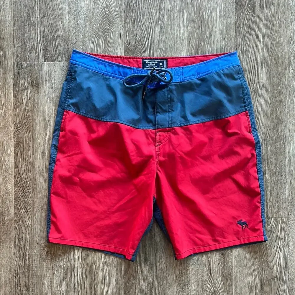 Abercrombie & Fitch Red and Blue Board Shorts Size 34‎